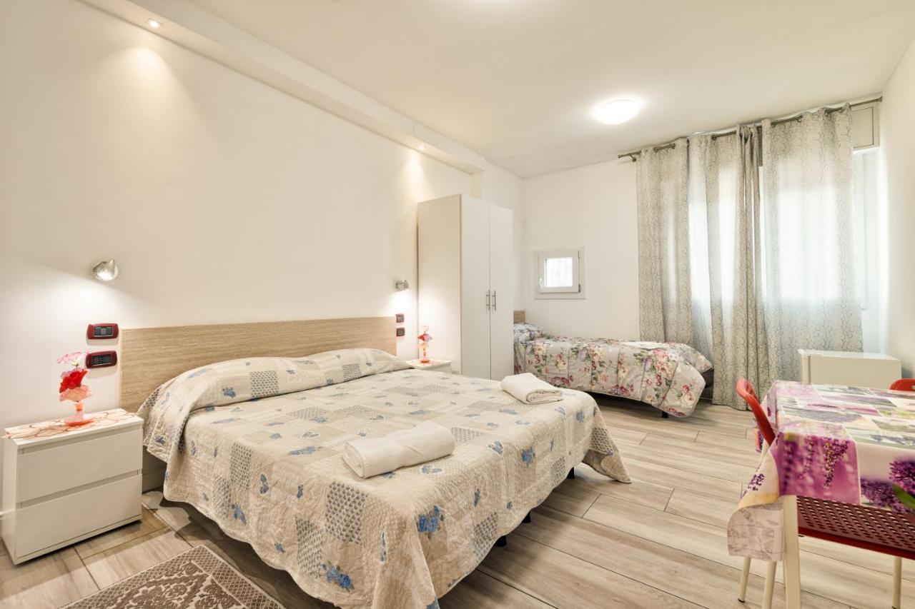 Отель Venice Pink House Маргера Экстерьер фото