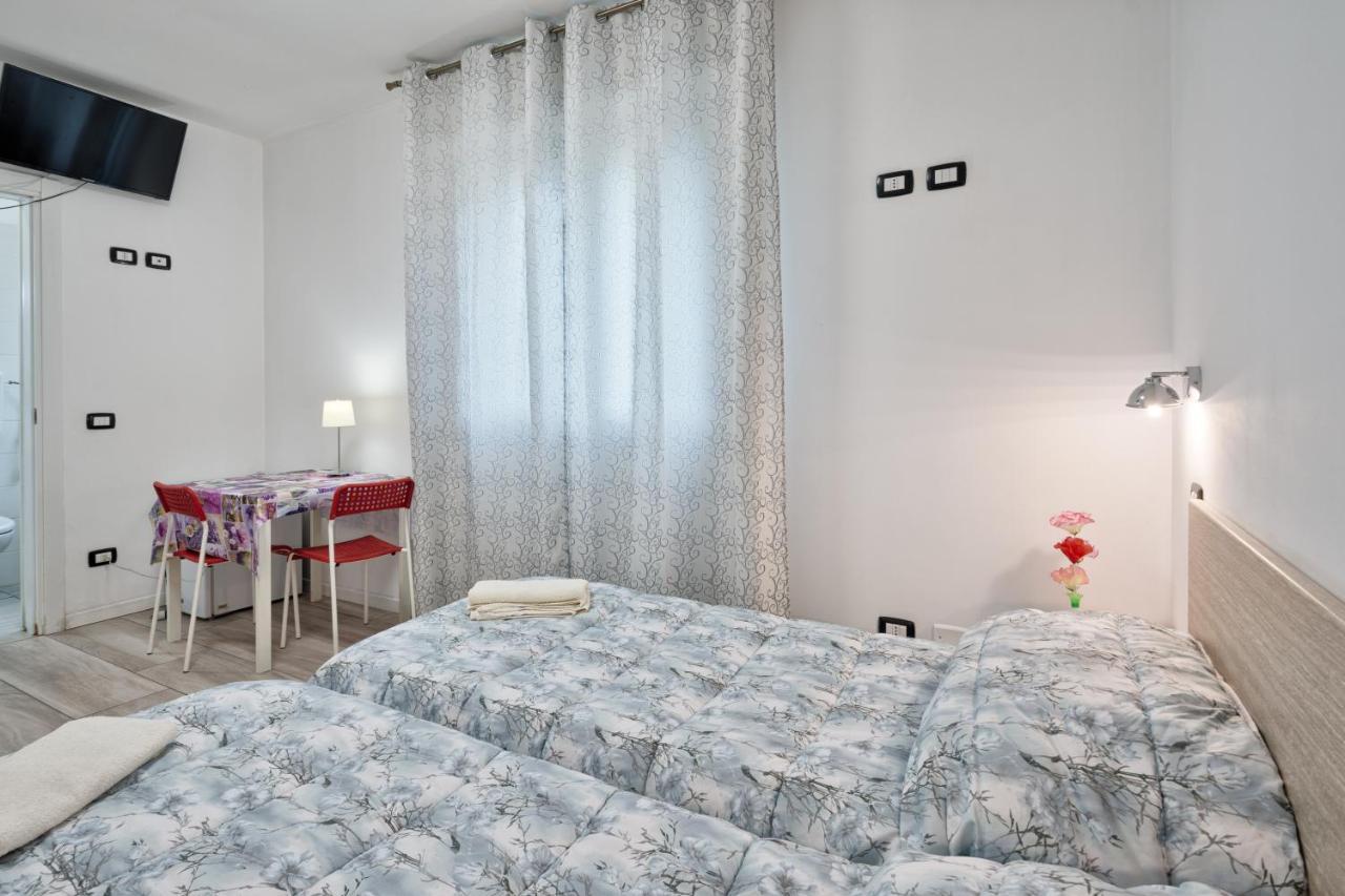 Отель Venice Pink House Маргера Экстерьер фото
