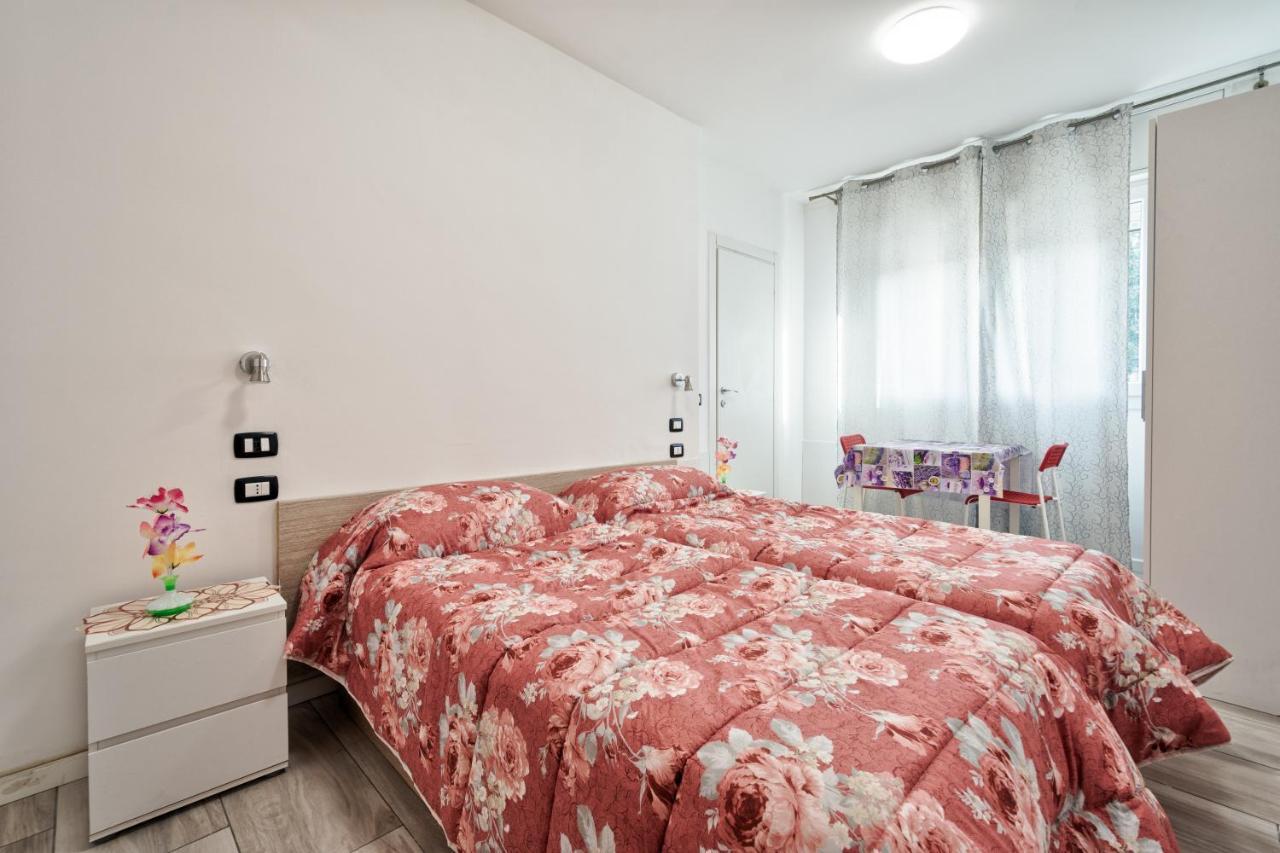 Отель Venice Pink House Маргера Экстерьер фото